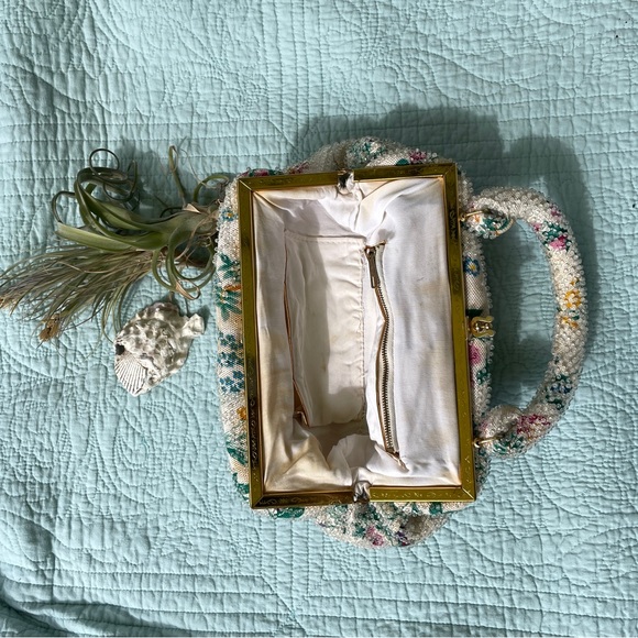 Beaded Vintage Handbag - Picture 4 of 10